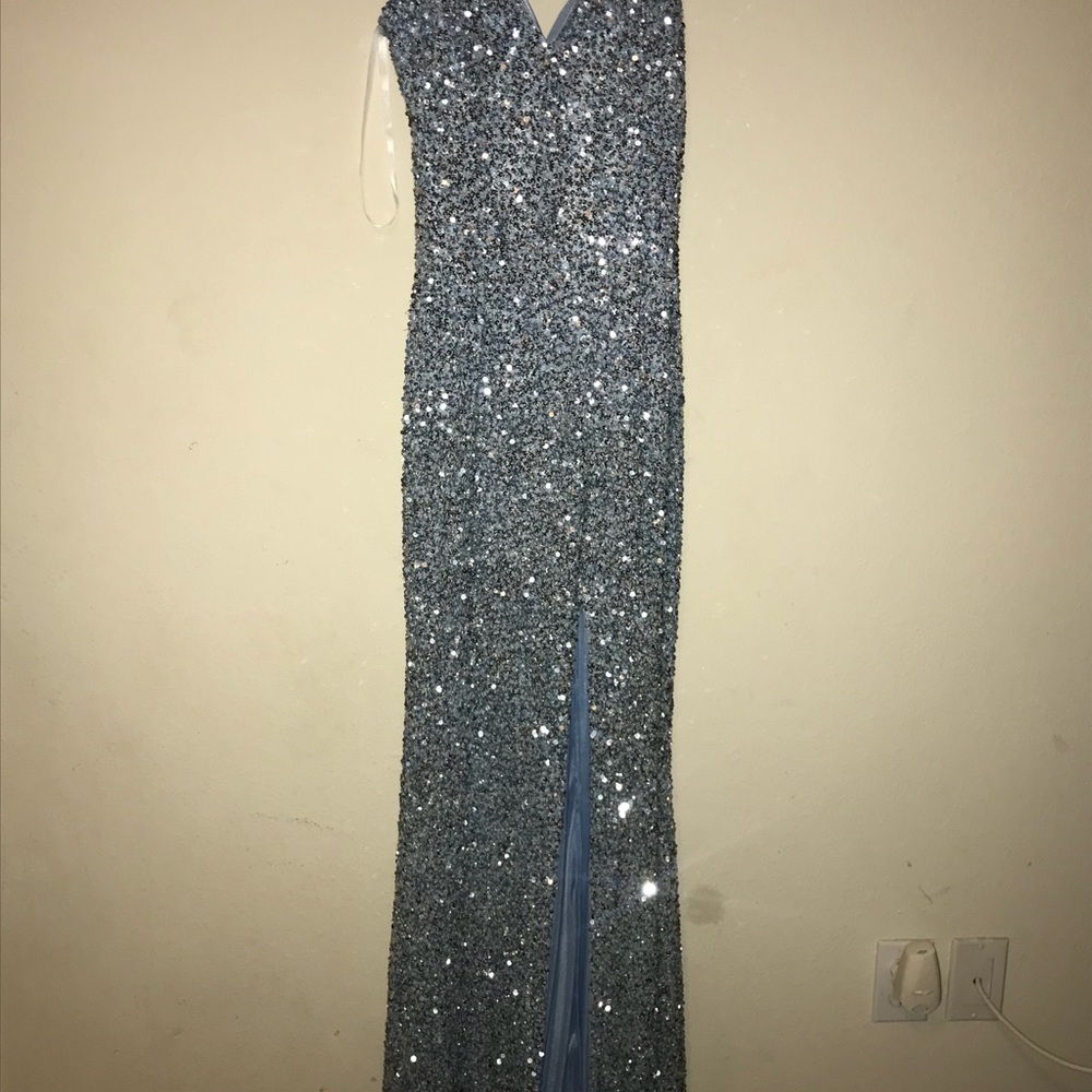 Prom dress - Picture 5 of 5